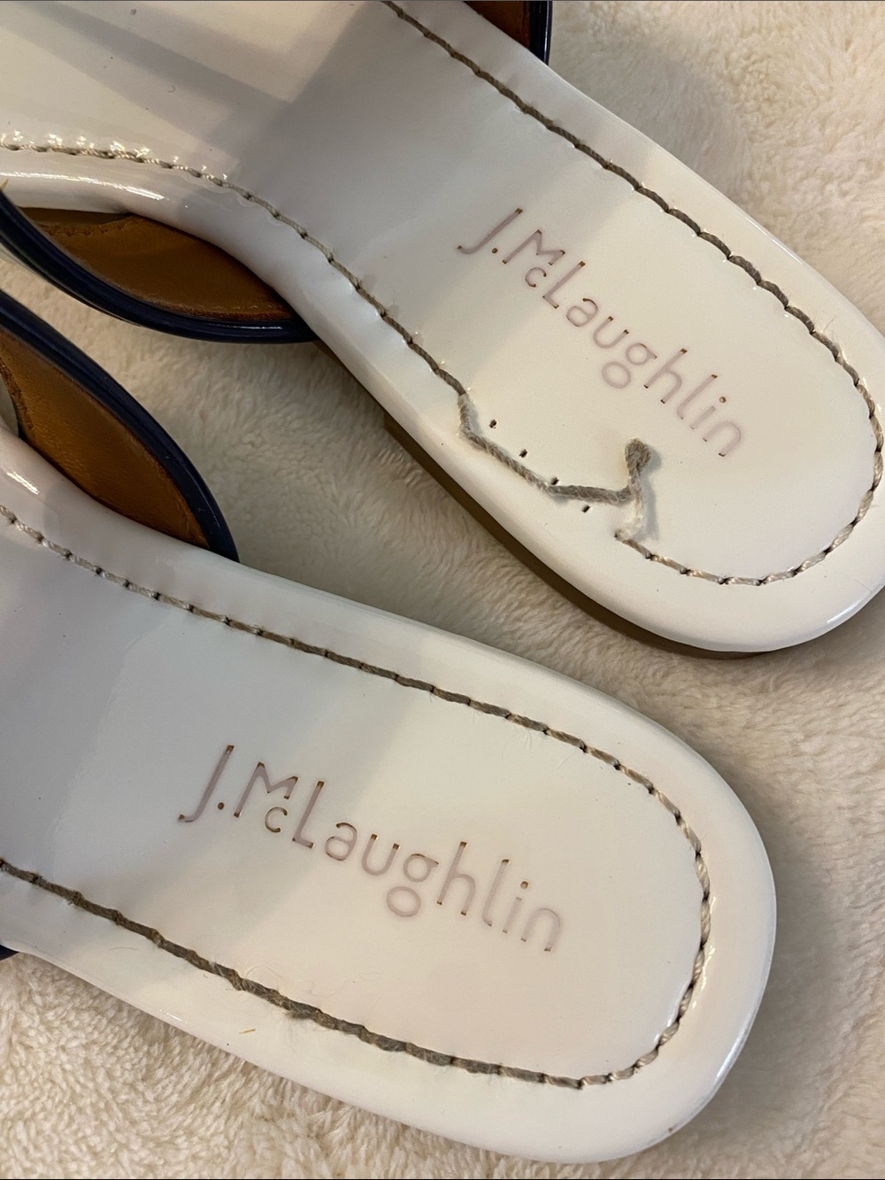 J. McLaughlin Leslie Thong Sandal White and Navy Patent 8 - Picture 6 of 7
